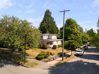 Photo 6 at 696 W 27th Avenue, Cambie, Vancouver West