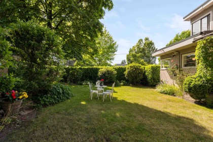 Photo 11 at 696 W 27th Avenue, Cambie, Vancouver West