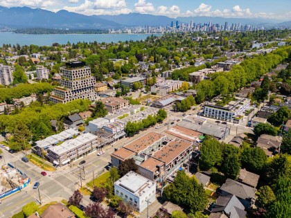 Photo 36 at 302 - 3788 W 10th Avenue, Point Grey, Vancouver West