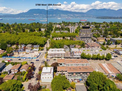 Photo 33 at 302 - 3788 W 10th Avenue, Point Grey, Vancouver West