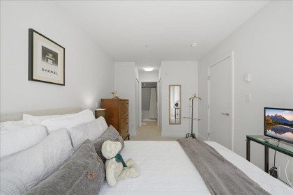 Photo 17 at 207 - 1061 Marine Drive, Norgate, North Vancouver