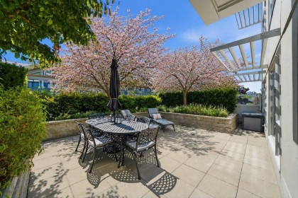 Photo 12 at 207 - 1061 Marine Drive, Norgate, North Vancouver