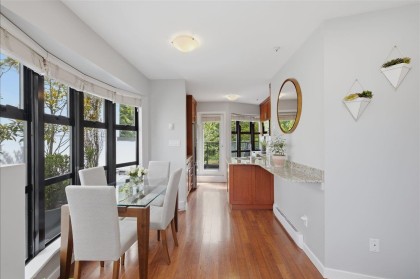 Photo 13 at 401 - 3673 W 11th Avenue, Kitsilano, Vancouver West