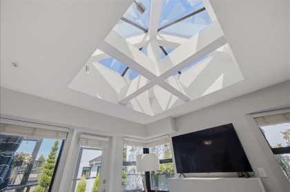 Photo 9 at 401 - 3673 W 11th Avenue, Kitsilano, Vancouver West