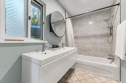 Photo 28 at 3980 Bayridge Avenue, Bayridge, West Vancouver