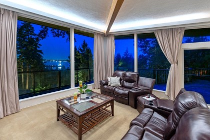 Photo 4 at 3980 Bayridge Avenue, Bayridge, West Vancouver