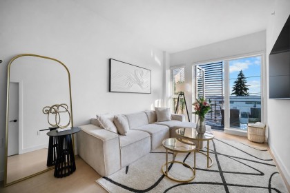 Photo 1 at 454 - 422 E 3rd Street, Lower Lonsdale, North Vancouver