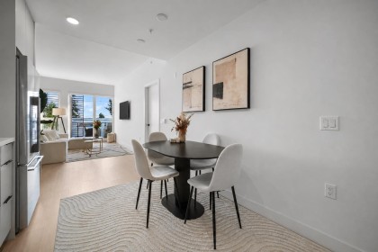 Photo 4 at 454 - 422 E 3rd Street, Lower Lonsdale, North Vancouver