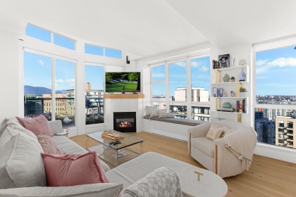 Photo 1 at 3602 - 939 Homer Street, Yaletown, Vancouver West