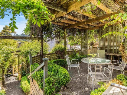 Photo 17 at 2558 Panorama Drive, Deep Cove, North Vancouver