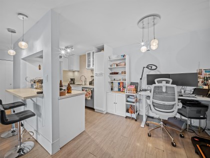 Photo 15 at 210 - 141 W 13th Street, Central Lonsdale, North Vancouver