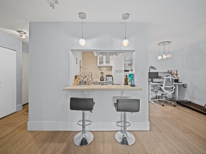 Photo 8 at 210 - 141 W 13th Street, Central Lonsdale, North Vancouver