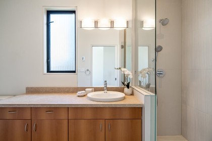 Photo 14 at 1 - 1425 W 11th Avenue, Fairview VW, Vancouver West
