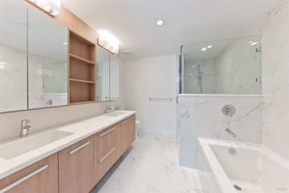 Photo 6 at 504 - 2780 Valley Centre Avenue, Lynn Valley, North Vancouver