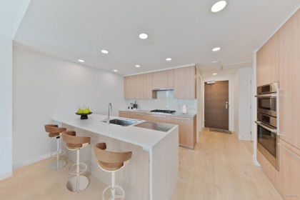 Photo 1 at 504 - 2780 Valley Centre Avenue, Lynn Valley, North Vancouver