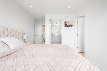 Photo 17 at 138 W Woodstock Avenue, Cambie, Vancouver West