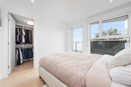 Photo 15 at 138 W Woodstock Avenue, Cambie, Vancouver West