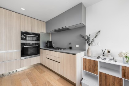 Photo 8 at 138 W Woodstock Avenue, Cambie, Vancouver West