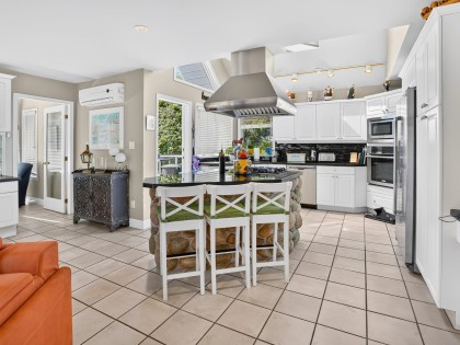Photo 8 at 1128 Esplanade Avenue, Ambleside, West Vancouver