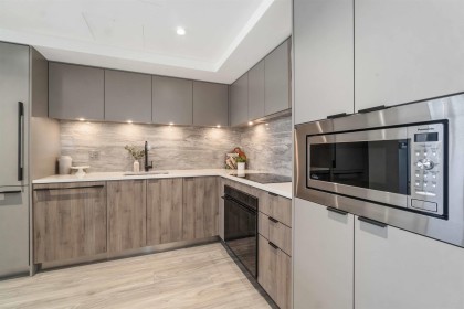 Photo 3 at TH 109 - 755 Harbourside Drive, Harbourside, North Vancouver