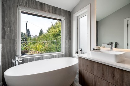 Photo 23 at 955 Forest Hills Drive, Edgemont, North Vancouver