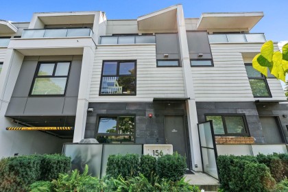Photo 3 at 156 W Woodstock Avenue, Cambie, Vancouver West