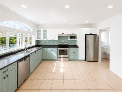 Photo 7 at 5809 Selkirk Street, South Granville, Vancouver West