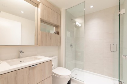 Photo 17 at 107 - 755 Harbourside Drive, Harbourside, North Vancouver