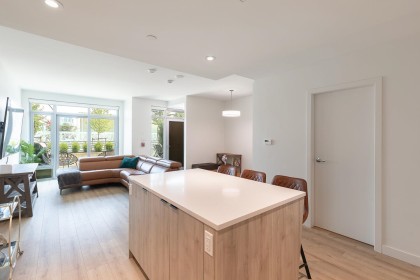 Photo 14 at 107 - 755 Harbourside Drive, Harbourside, North Vancouver