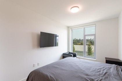 Photo 18 at 107 - 755 Harbourside Drive, Harbourside, North Vancouver