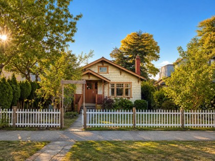Photo 1 at 4117 W 11th Avenue, Point Grey, Vancouver West