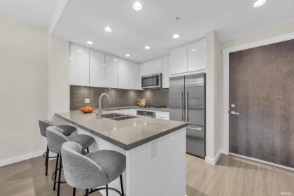 Photo 1 at 315 - 255 W 1st Street, Lower Lonsdale, North Vancouver