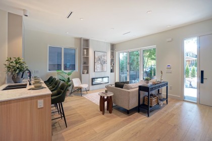 Photo 6 at 1 - 3315 W 10th Street, Kitsilano, Vancouver West