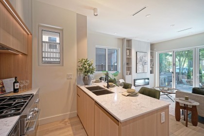 Photo 9 at 1 - 3315 W 10th Street, Kitsilano, Vancouver West