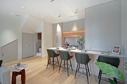 Photo 8 at 1 - 3315 W 10th Street, Kitsilano, Vancouver West