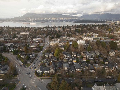 Photo 36 at 1 - 2755 W 11th Avenue, Kitsilano, Vancouver West