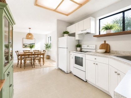Photo 6 at 3003 Sunnyhurst Road, Lynn Valley, North Vancouver
