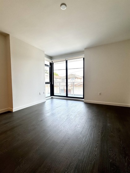 Photo 8 at 211 - 8398 Oak Street, Marpole, Vancouver West