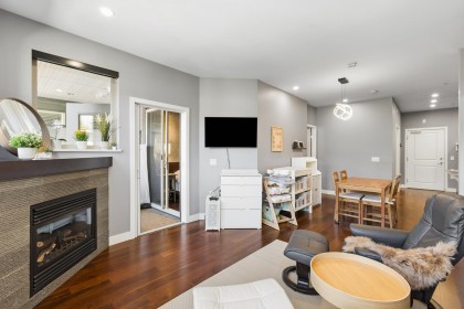 Photo 4 at 303 - 116 W 23rd Street, Central Lonsdale, North Vancouver