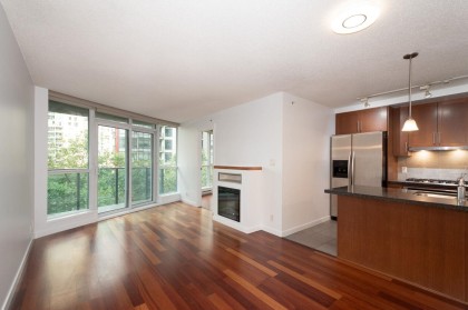 Photo 13 at 507 - 1189 Melville Street, Coal Harbour, Vancouver West