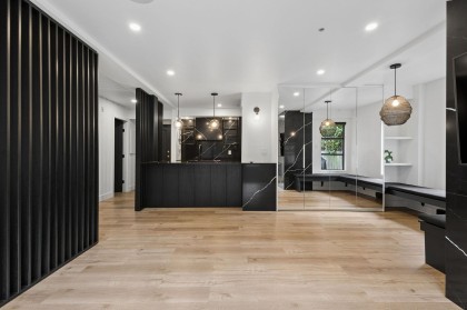 Photo 9 at 104 - 2119 Yew Street, Kitsilano, Vancouver West