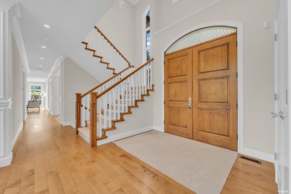 Photo 6 at 920 3rd Street, Cedardale, West Vancouver