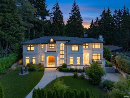 Photo 1 at 920 3rd Street, Cedardale, West Vancouver