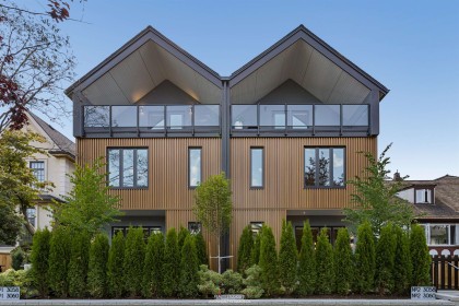 Photo 1 at 2 - 3058 W 34th Avenue, MacKenzie Heights, Vancouver West