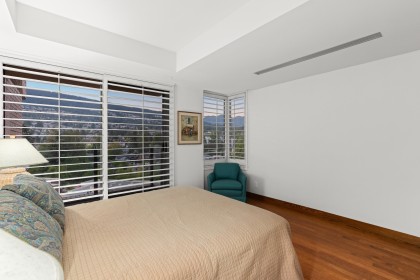 Photo 17 at 10 - 2250 Bellevue Avenue, Dundarave, West Vancouver