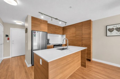Photo 3 at 401 - 1677 Lloyd Avenue, Pemberton NV, North Vancouver