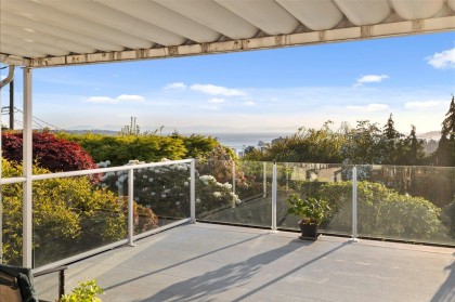 Photo 12 at 982 Braeside Street, Sentinel Hill, West Vancouver