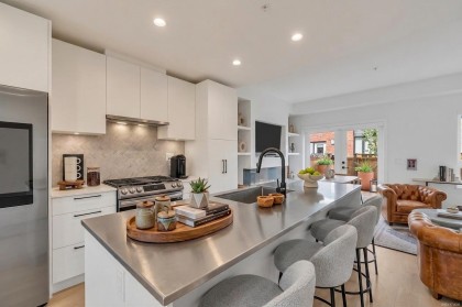 Photo 1 at 137 - 535 E 2nd Street, Lower Lonsdale, North Vancouver