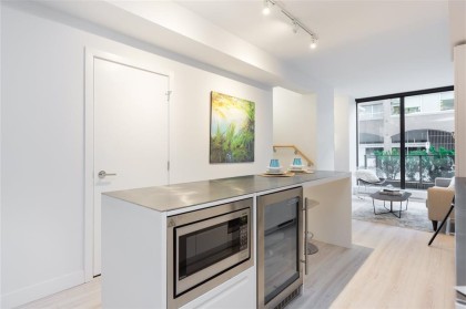 Photo 2 at 1135 Hornby Street, Downtown VW, Vancouver West