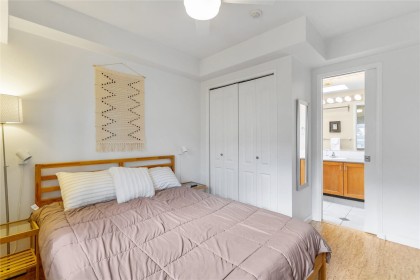 Photo 16 at 301 - 3788 W 10th Avenue, Point Grey, Vancouver West